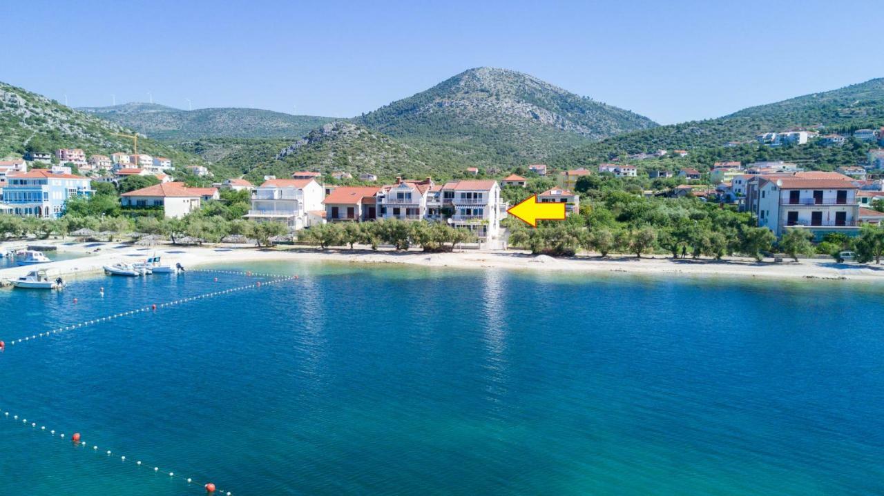 Villa Rozana - Beachfront Wellness Retreat Seget Vranjica Extérieur photo